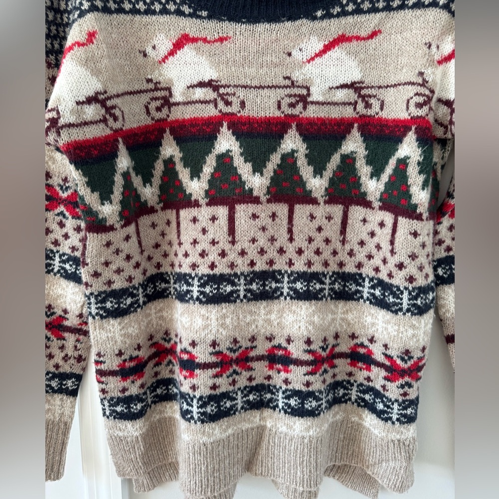 Abercrombie & Fitch Winter Patterned Sweater - S - EUC - Picture 3 of 5